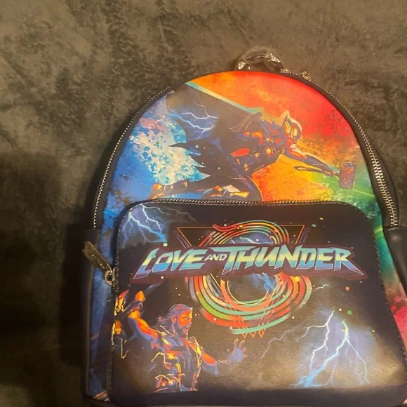 NEW Danielle Nicole - Thor Love and Thunder Mini Backpack s-l400.jpg main image 4